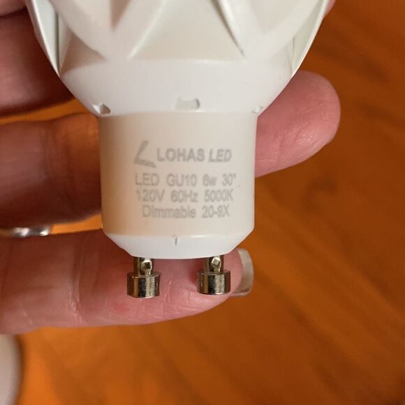 Set of six LED bulbs six watt. See all photos - Picture 5 of 7